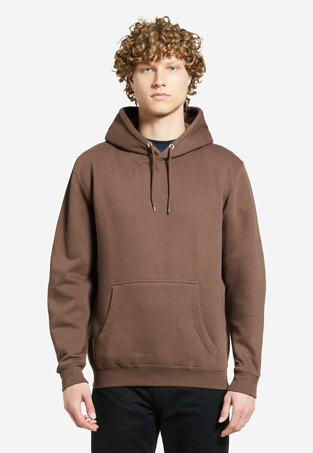 Varaprint premium pullover hoodie in navy, featuring a soft fabric and comfortable fit, shown on a model.