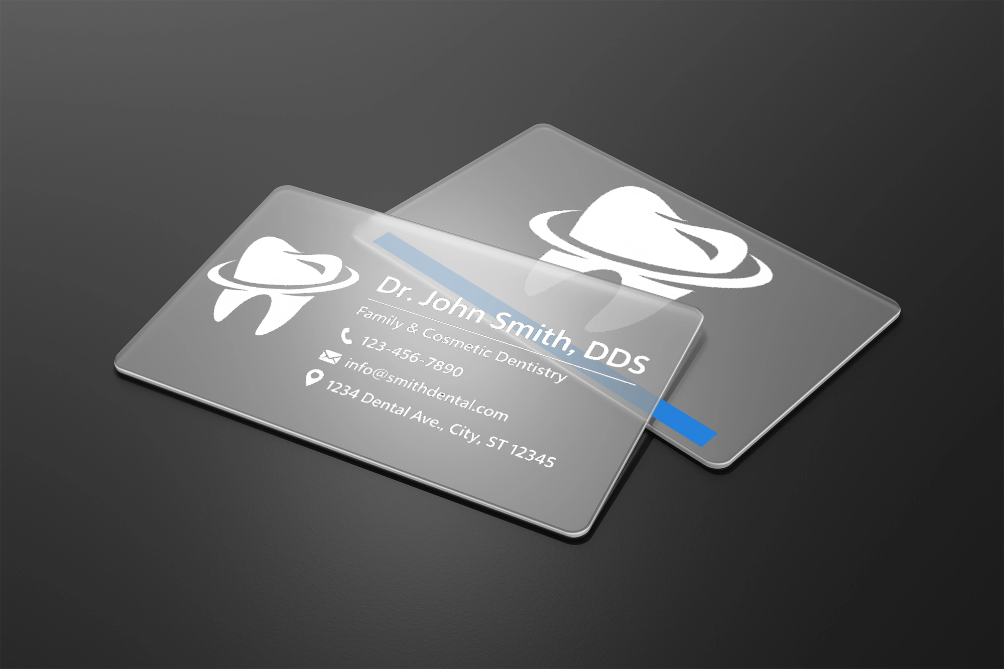 Set of 100 plastic business cards by Varaprint featuring sleek design and durable, high-quality material for professional use.